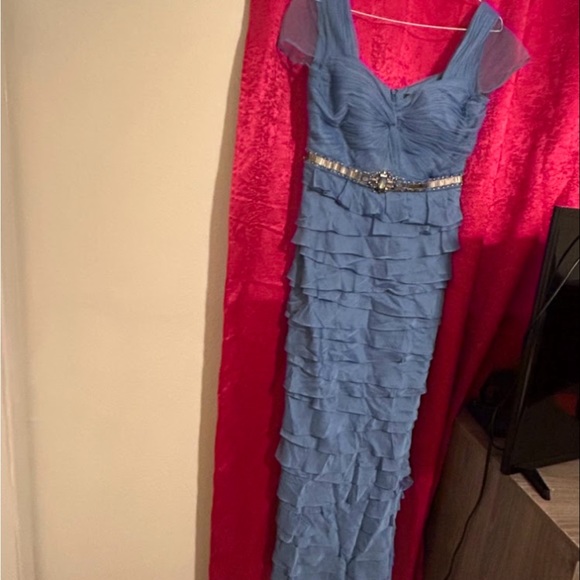 100 - Picture 2 of 2